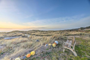 Sanderling Sea Cottages, Unit 2 Walk to Coast!